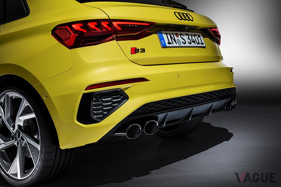 アウディ新型「S3スポーツバック」
