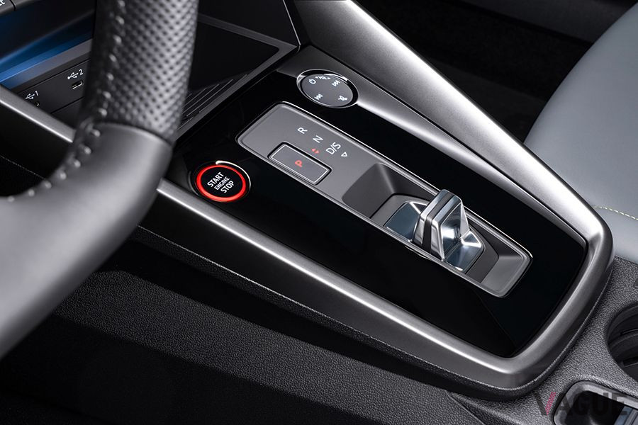 アウディ新型「S3セダン」のシフトセレクター