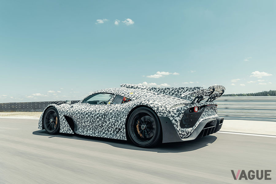 メルセデスAMG「ワン」の走行テストの様子