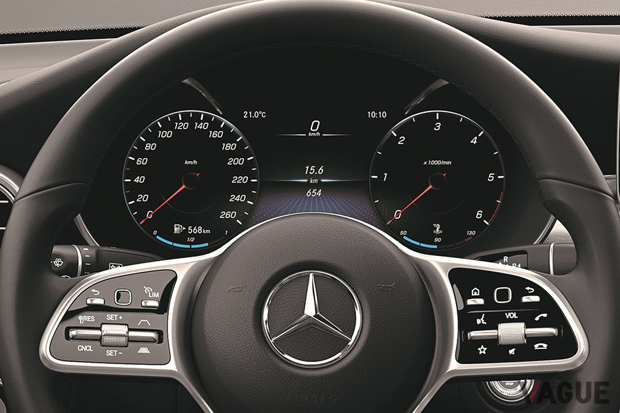 GLC220d 4MATIC ナイトエディションのメーター