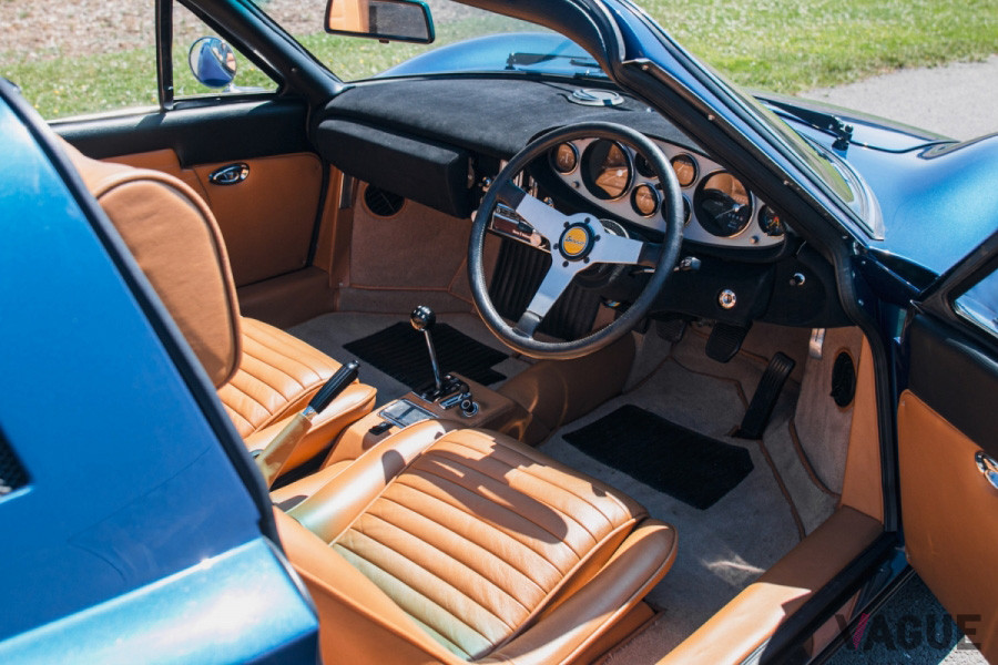 1973年型「ディーノ246GTS」は、33万7500ポンド（邦貨換算約4674万円）で落札（C）SILVERSTONE AUCTIONS