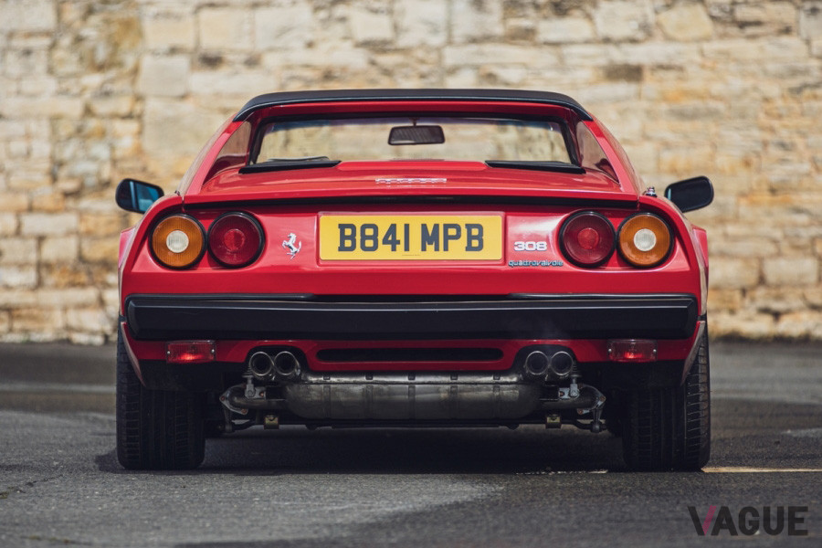 1985年型フェラーリ「308GTSクワトロヴァルヴォレ」は、6万6375ポンド（邦貨換算約920万円）で落札（C）SILVERSTONE AUCTIONS