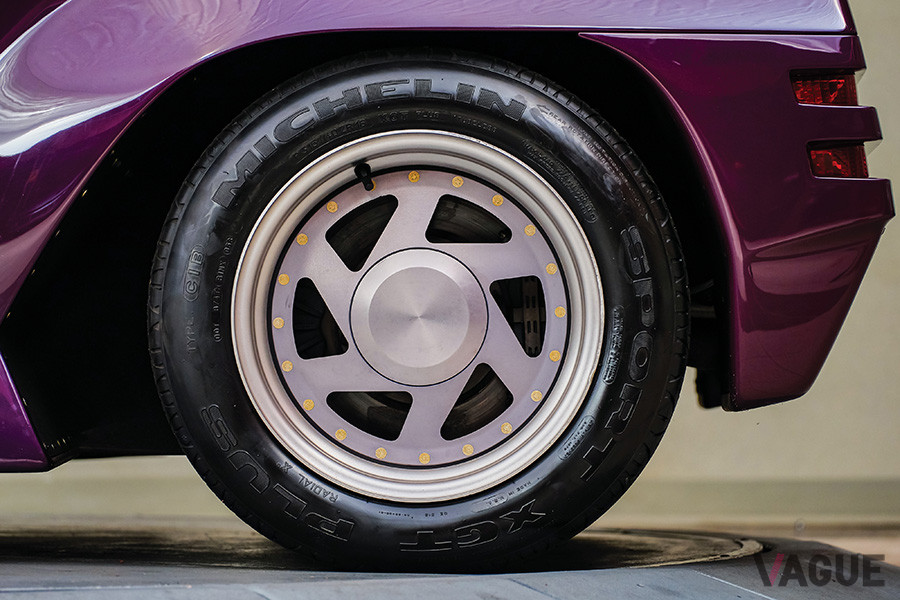 走行距離は2268マイル（約3650km）なので、ホイールも美しい状態だ（C）2020 Courtesy of RM Sotheby's