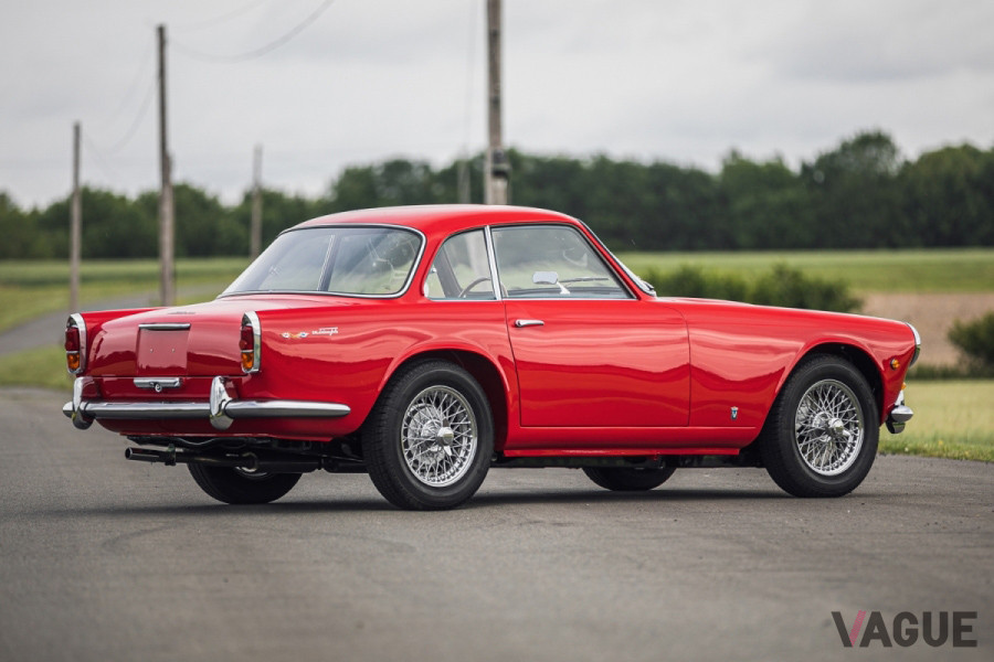 1960年式トライアンフ「イタリア2000GT」は、約1820万円で落札（C）SILVERSTONE AUCTIONS