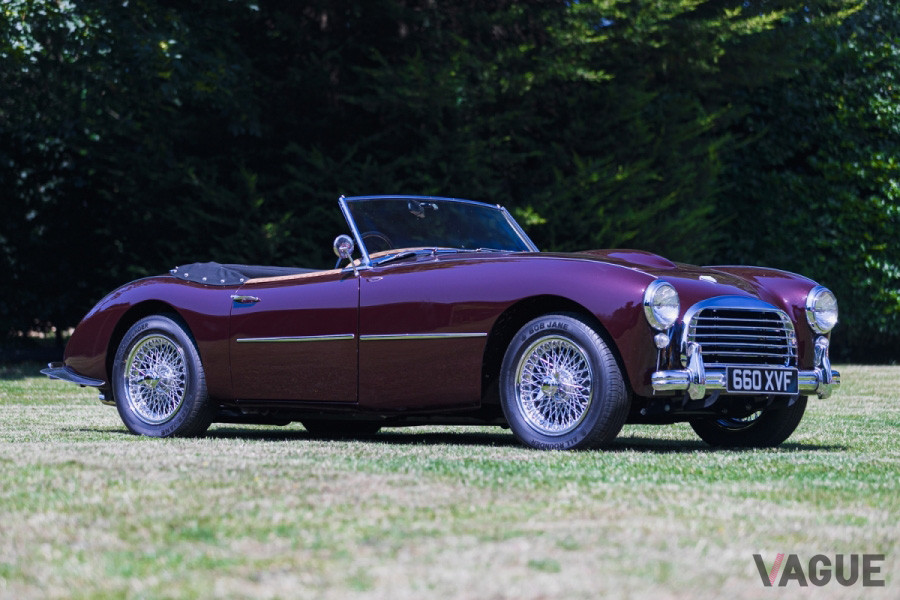 1954年式スワロー「ドウェッティ・ロードスター」は、約967万円で落札（C）SILVERSTONE AUCTIONS