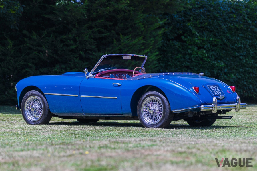1954年式スワロー「ドウェッティ・ロードスター」は、約約1030万円で落札（C）SILVERSTONE AUCTIONS