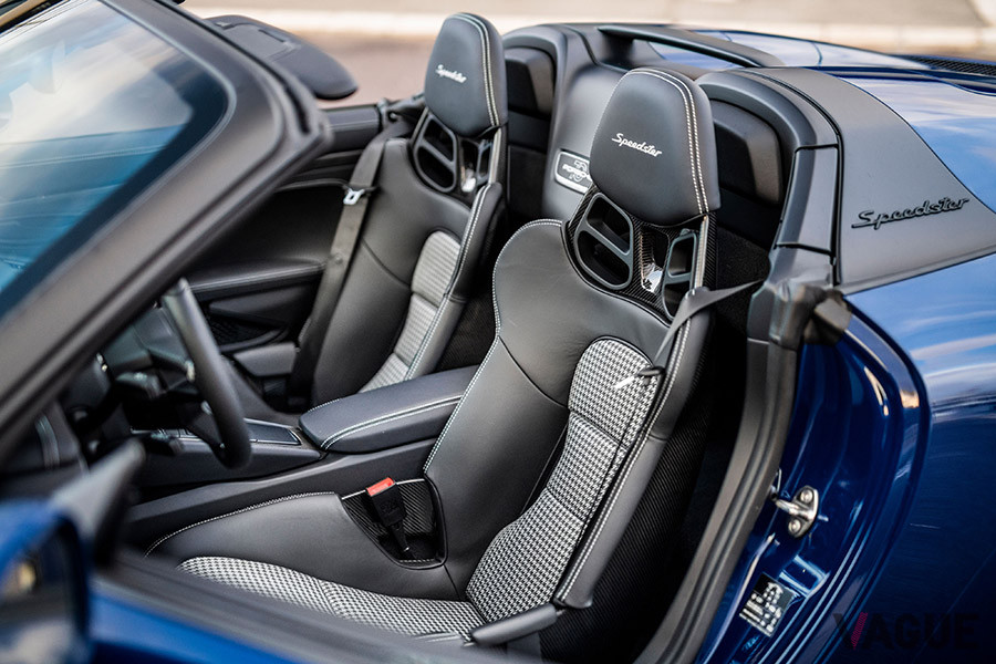 ポルシェ991型「911スピードスター」（2019年式）は、予想落札価格の30万−38万ユーロ（同3690万円−4674万円）に達しなかった