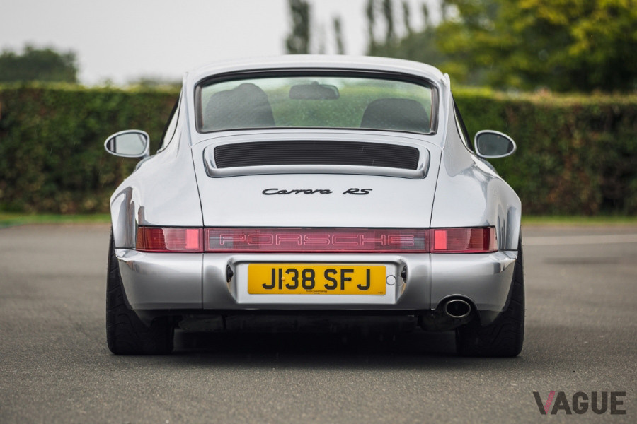 1991年式ポルシェ911（964）カレラRSは、約2100万円で落札された（C）SILVERSTONE AUCTIONS