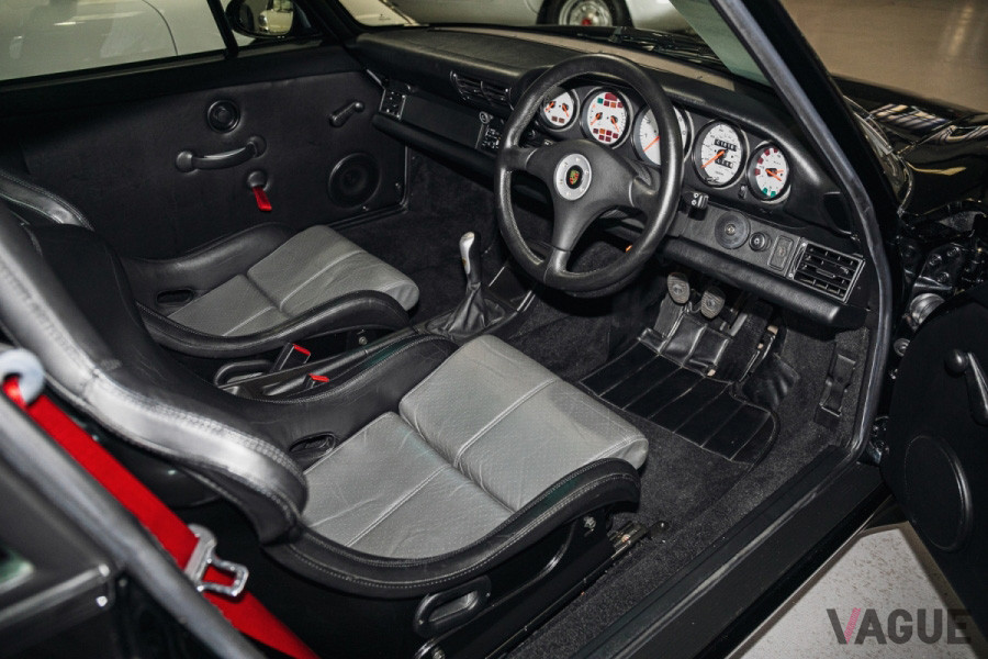 1995年式ポルシェ911（993）RSは、約6000万円で落札された（C）SILVERSTONE AUCTIONS