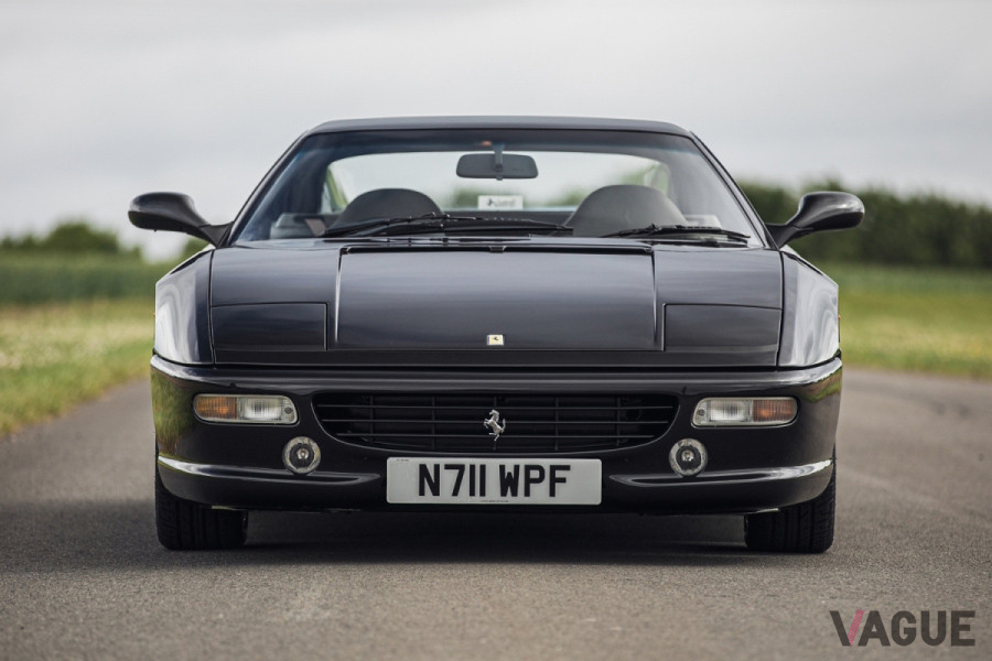 9万6500ポンド（邦貨換算約1340万円）で落札されたフェラーリ「F355 GTB」（MT）（C）2020 Courtesy of RM Sotheby's