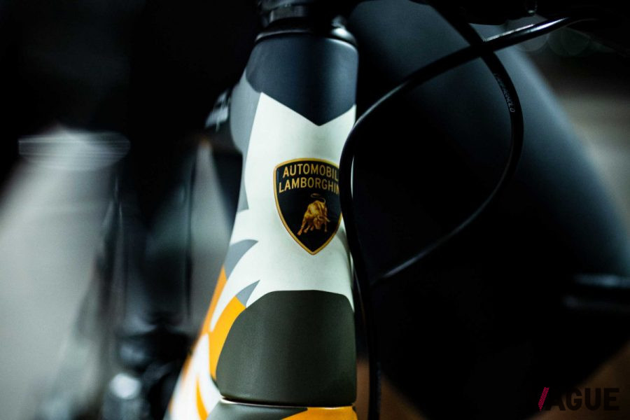 限定版ロードバイク「サーヴェロ R5 アウトモビリ・ランボルギーニ・エディション」