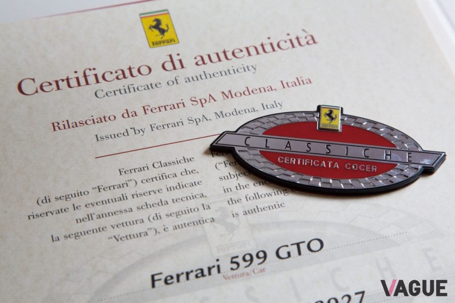 「599 GTO」はスペチアーレモデルなので、新車当時からクラシケの認定書がついている