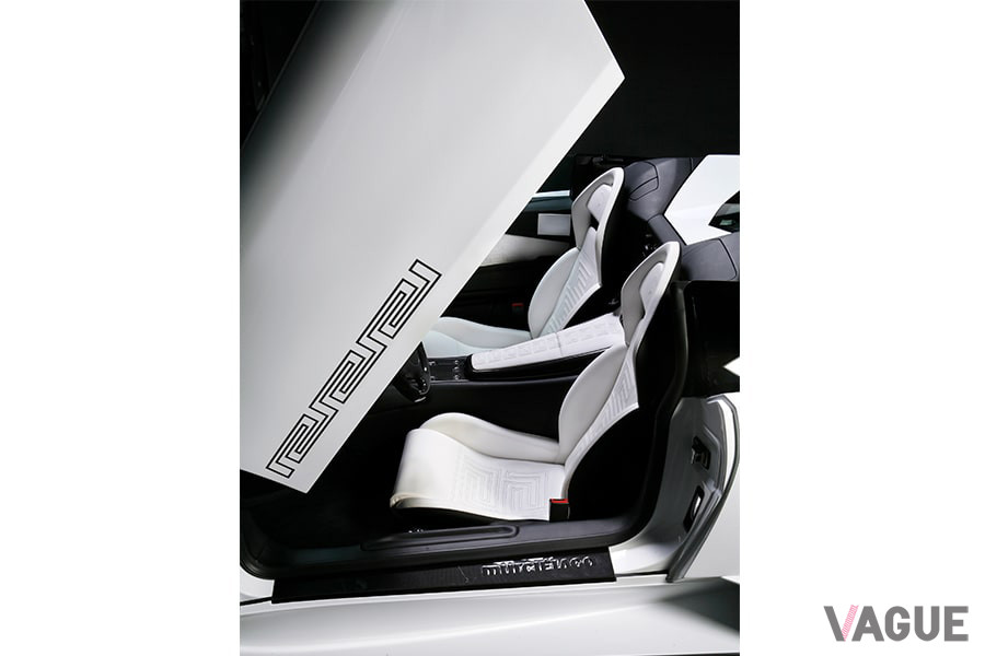ランボルギーニが、2006年に発表した「ムルシエラゴLP640ヴェルサーチ」