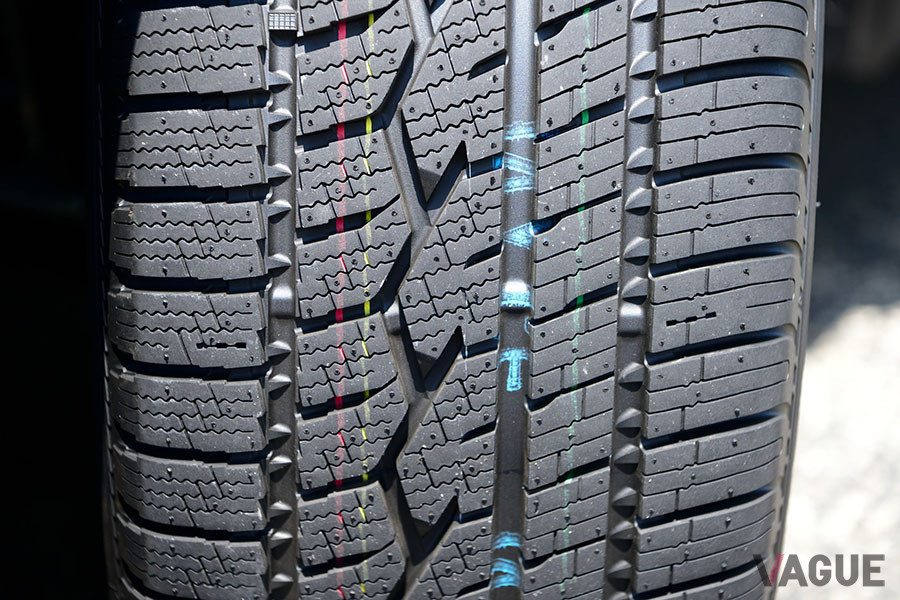 TOYO TIREのオールシーズンタイヤ「セルシアス」のトレッドパターン