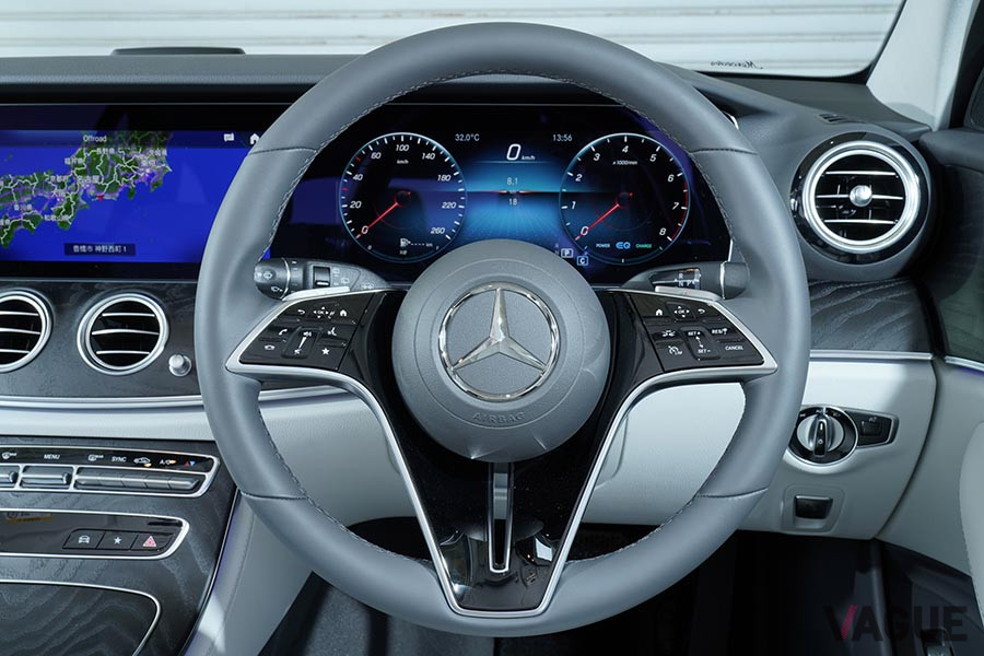 メルセデス・ベンツ新型「Eクラス」（E200スポーツ）のインパネ