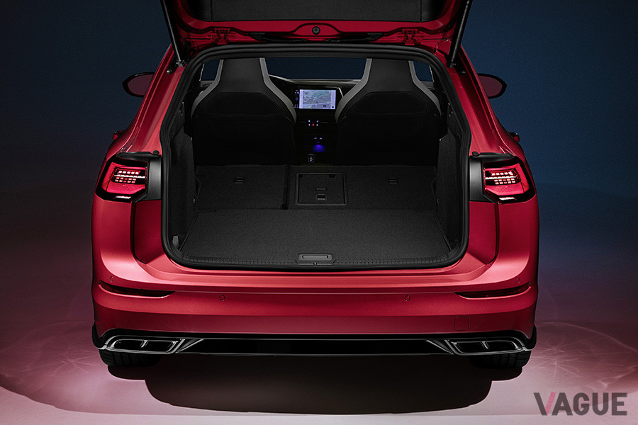 VW新型「ゴルフヴァリアント」のラゲッジルーム