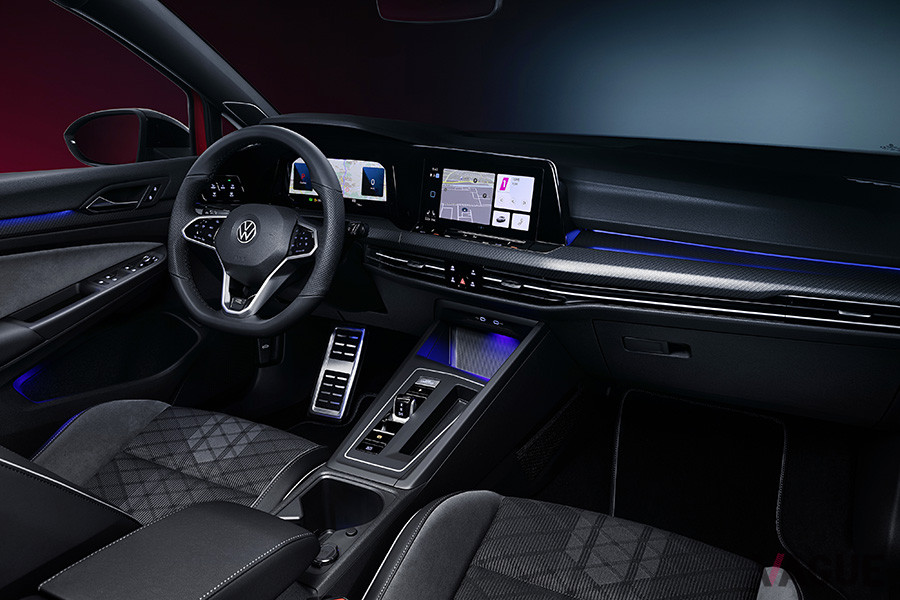 VW新型「ゴルフ オールトラック」のインパネ