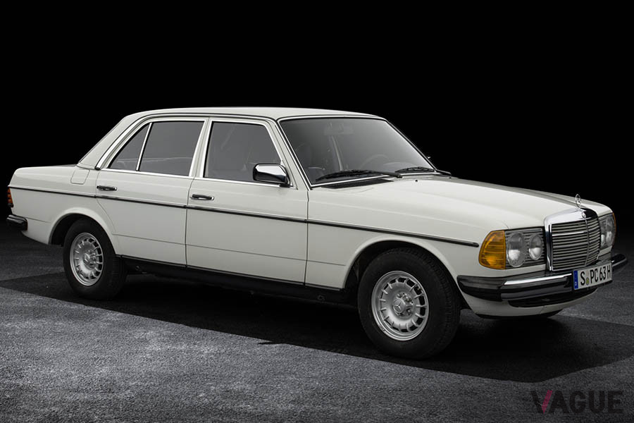 1976年から1986年に販売されたW123型。写真は1979年式メルセデス・ベンツ「230セダン」