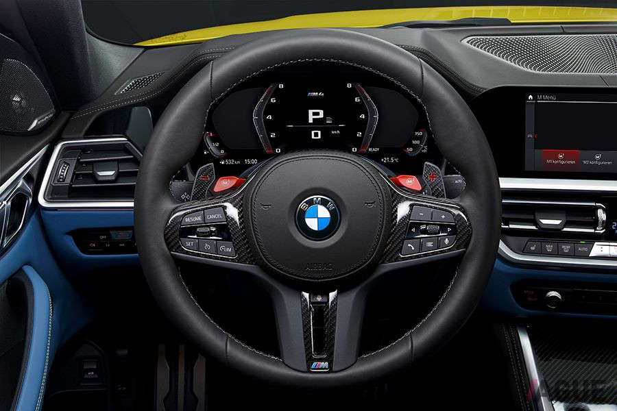 新型「M4クーペ コンペティション」のインパネ