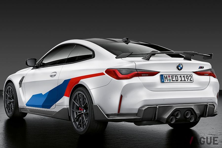 オプションのMパフォーマンスパーツを装着したBMW新型「M4クーペ」