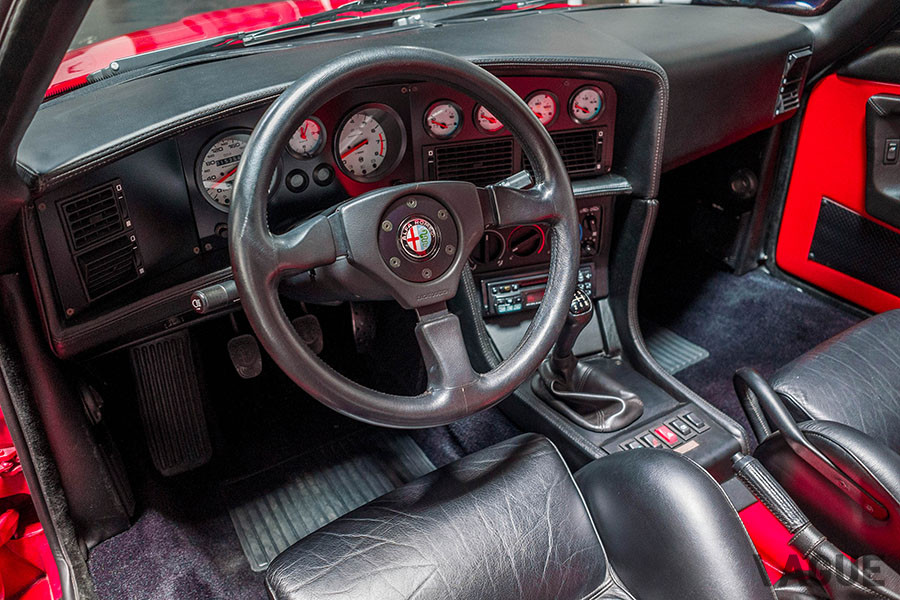 約654万円で落札されたアルファ ロメオ「RZ」（C）2020 Courtesy of RM Sotheby's