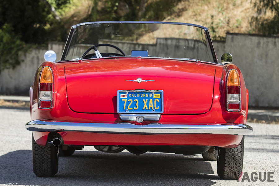 約1035万円で落札されることになった1959年式アルファ ロメオ「2000 スパイダー」（C）Bonhams