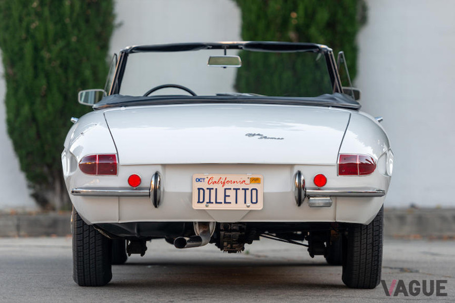 約478万円で落札された1967年式アルファ ロメオ「デュエット1600スパイダー」（C）Bonhams