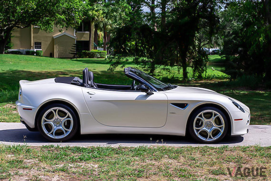 約3162万円で落札された2009 アルファ ロメオ「8Cスパイダー」（C）Bonhams