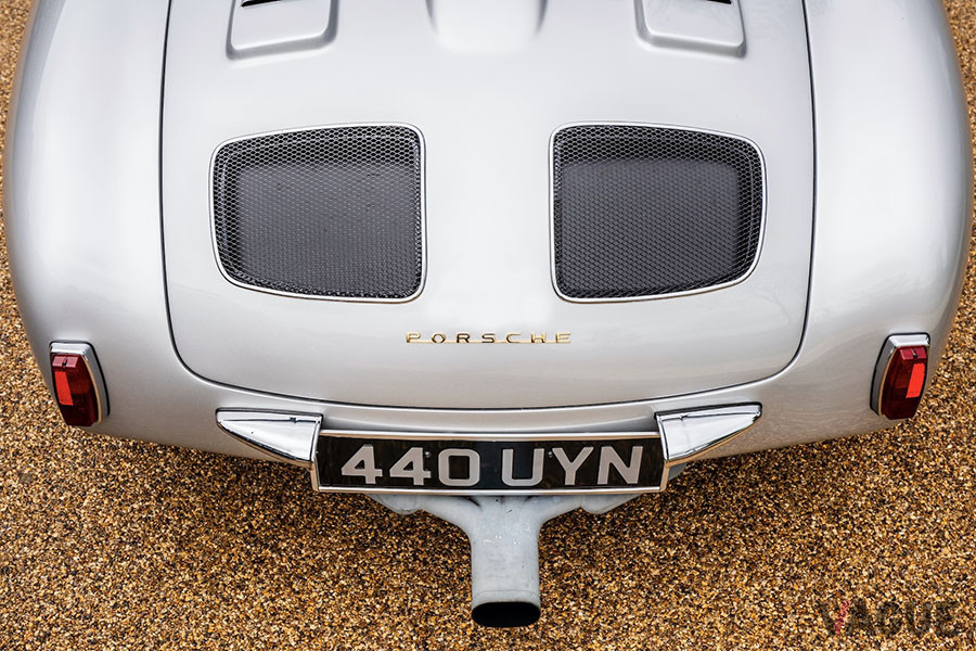 1958年のレースカー（356Aスピードスター・ザガート）の図面を元にザガート社が2015年に9台だけ復刻製造した、超レアな「356ザガート」（C）2020 Dr. Ing. h.c. F. Porsche AG