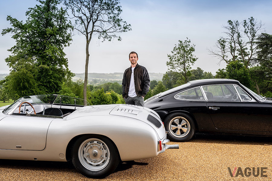 ガイ・ベリーマンと「356ザガート」（手前）、1967年型「911S」（奥）（C）2020 Dr. Ing. h.c. F. Porsche AG