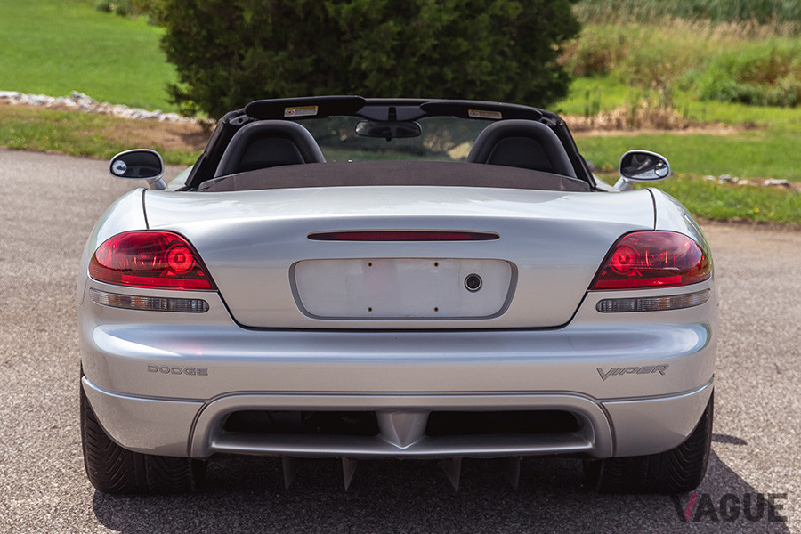 約520万円で落札された2004年式ダッジ「バイパーSRT−10」（C）2020 Courtesy of RM Sotheby's