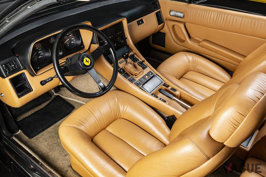約954万円で落札された1982年式フェラーリ「400i カブリオレ by パヴェージ」（C）Bonhams 2001-2020