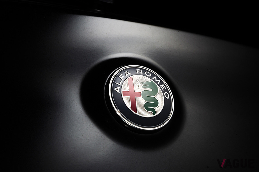 アルファ ロメオの伝統に恥じない「SUVのカタチをしたスポーツカー」と称される「ステルヴィオ」