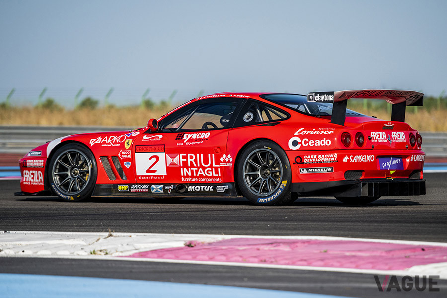 およそ4億4700万円で落札された2001年式フェラーリ「550 GT1 プロドライブ」（C）2020 Courtesy of RM Sotheby's