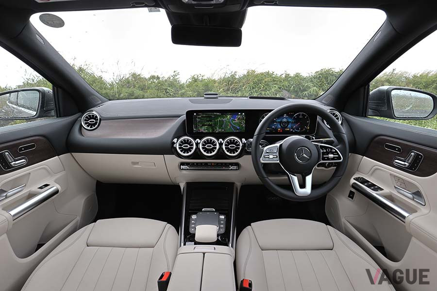 メルセデス・ベンツ新型「GLA」のインパネ