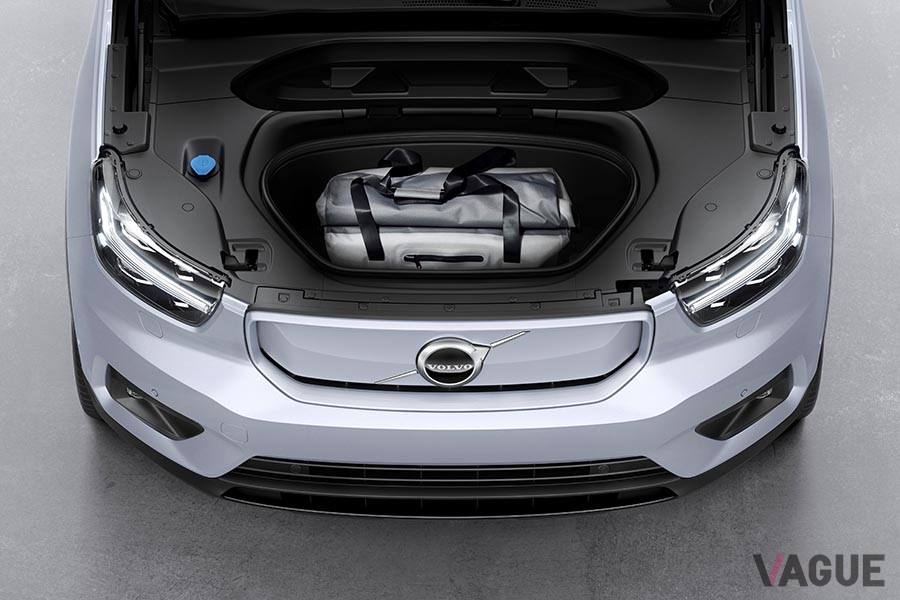ボルボ「XC40リチャージ」のボンネット下は荷室になっている