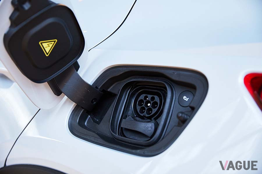 ボルボ「XC40リチャージ」の充電リッド