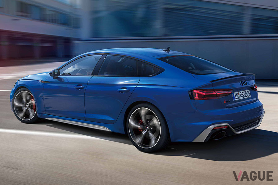 アウディ「RS5スポーツバック RS 25 years」。日本では35台限定