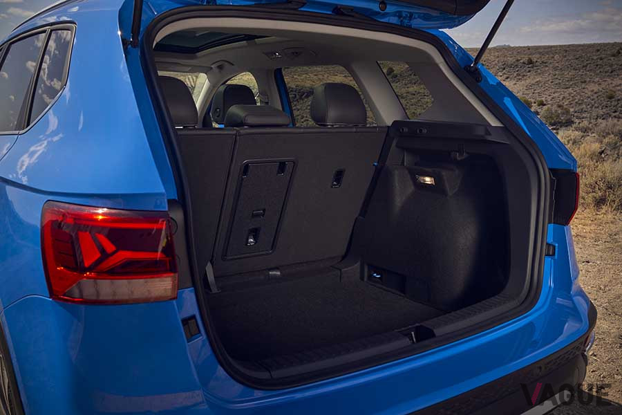 VW「タオス」の荷室