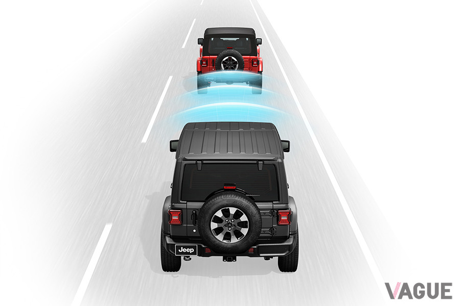 限定車「ラングラー・アンリミテッド・ルビコン・リーコン」のアダプティブクルーズコントロール（STOP機能付き）