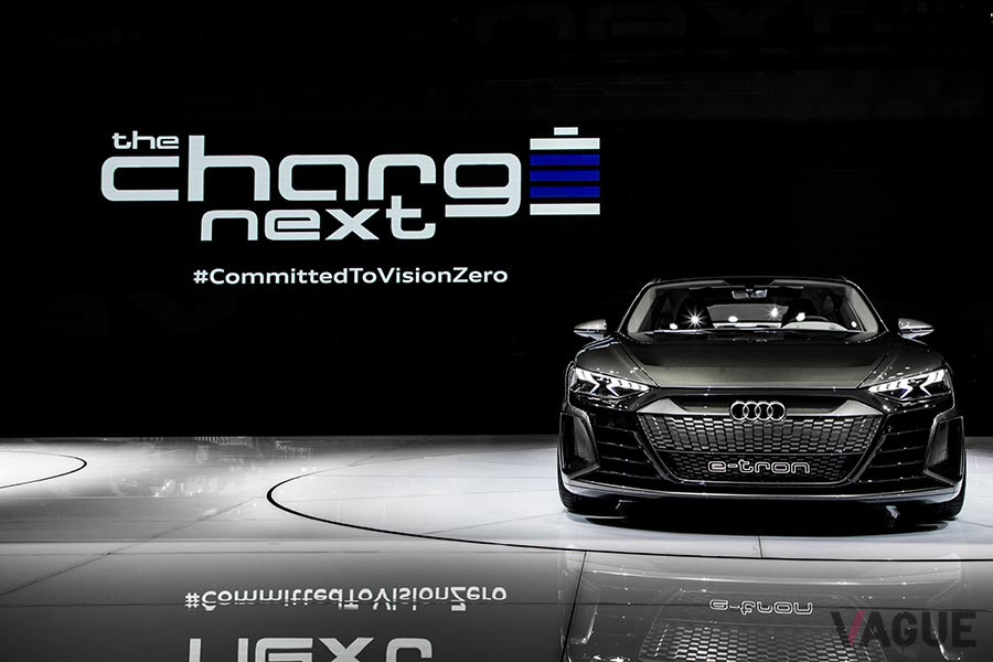 2018年のLAショーで登場したアウディ「e-tron GTコンセプト」