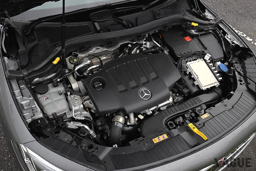 「GLA 200d 4MATIC」のエンジンは2リッター直4ディーゼルターボ