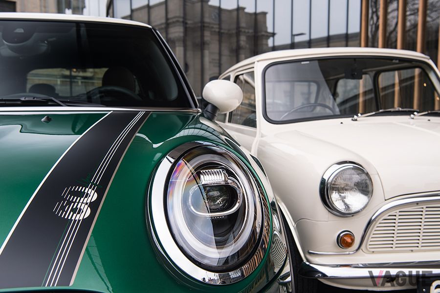 MINI3ドアとクラシックMini