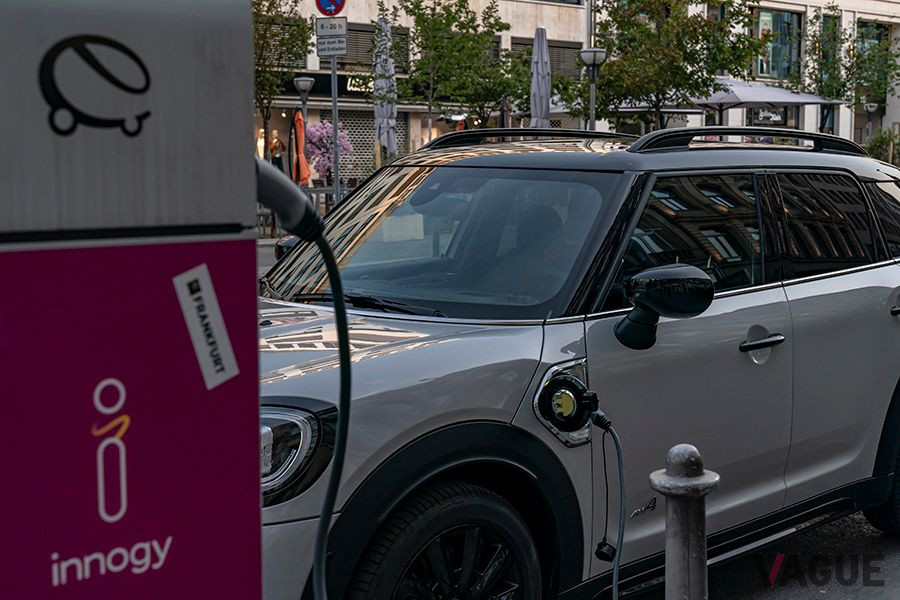 MINIクロスオーバーPHEV