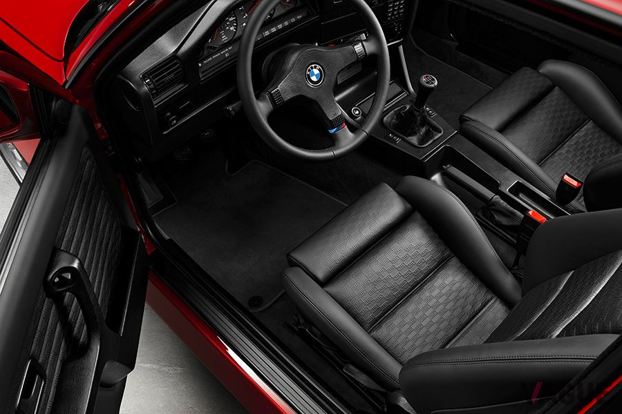 初代E30「M3」のインテリア