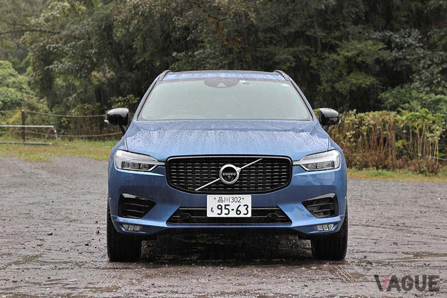 ボルボ「XC60 B6 AWD R-DESIGN」の全幅は1915mm