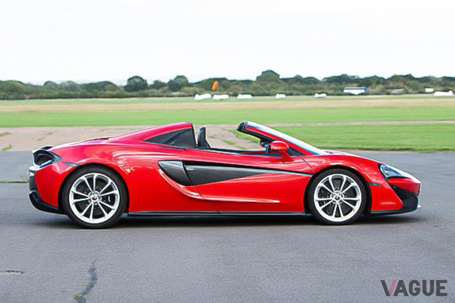 2018年式マクラーレン「570Sスパイダー」は、約1300万円で落札された（C）Bonhams 2001-2020