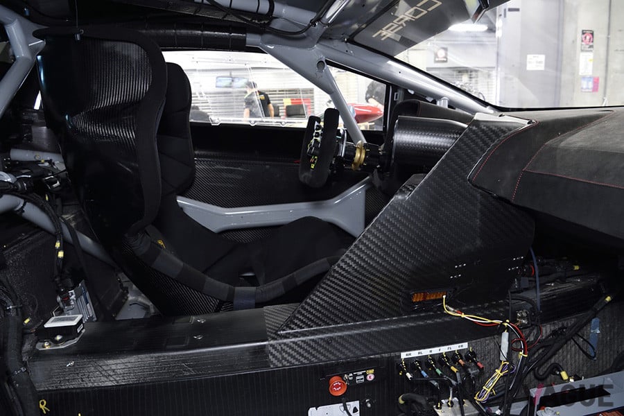 「ウラカンGT3」のコックピット