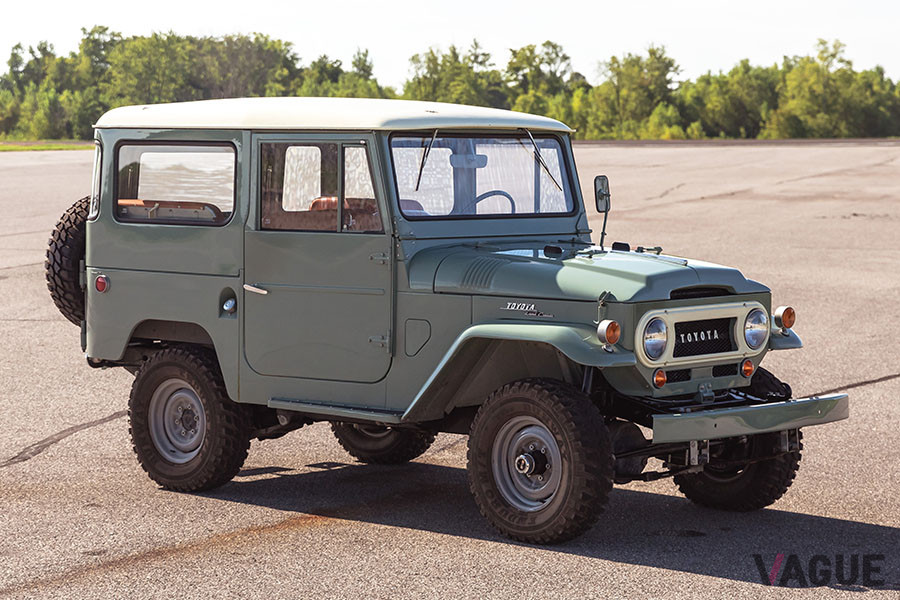 オリジナル性を追求したレストアが施された1967年式トヨタ「FJ40ランドクルーザー」（C）2020 Courtesy of RM Sotheby's