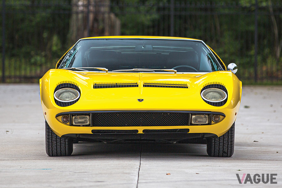 漫画では飛鳥ミノルの愛車として登場したランボルギーニ「ミウラ P400 S」は、約1億2000万円で落札（C）2020 Courtesy of RM Sotheby's